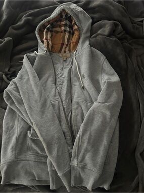 Burberry Grey Hoodie with Signature Beige Nova Check Lining